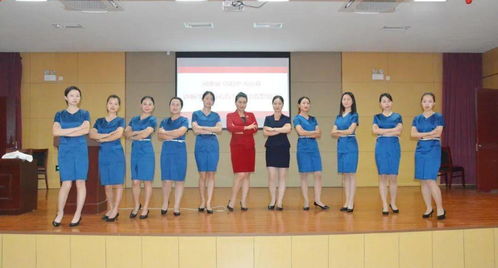 光山縣講解員服務禮儀與化妝造型培訓暨服裝租賃服務在縣中等職業學校啟動